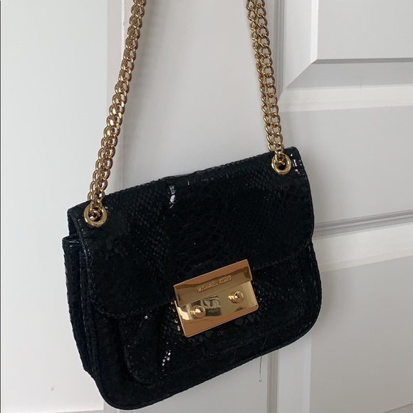 Michael kors purse - Picture 1 of 4